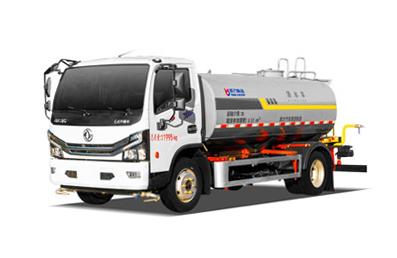 东风大多利卡洒水车 