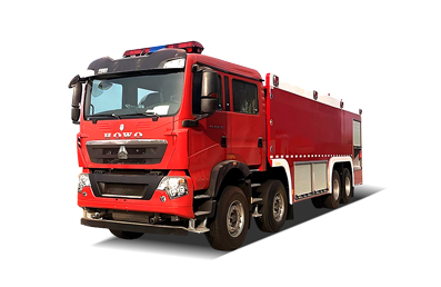 豪沃前四后八水罐消防车 