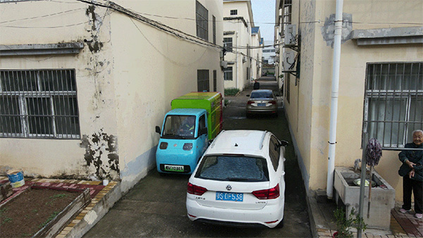 【微型环卫】城市角落垃圾清运不再难!凯力风活越神童新能源自装卸垃圾车分分钟搞定!